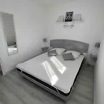 Maison 4 Personnes Avec Piscine, 200m A Pieds Tatil Evi Marseillan (Herault)