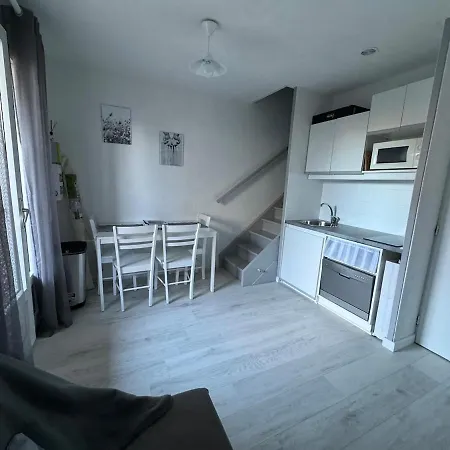 Maison 4 Personnes Avec Piscine, 200m A Pieds Tatil Evi Marseillan (Herault)