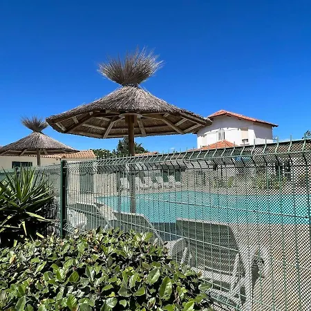 Maison 4 Personnes Avec Piscine, 200m A Pieds Semesterbostad Marseillan (Herault)