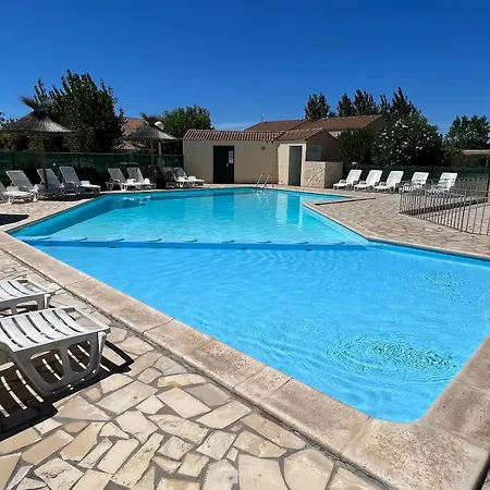 Maison 4 Personnes Avec Piscine, 200m A Pieds Ferienhaus