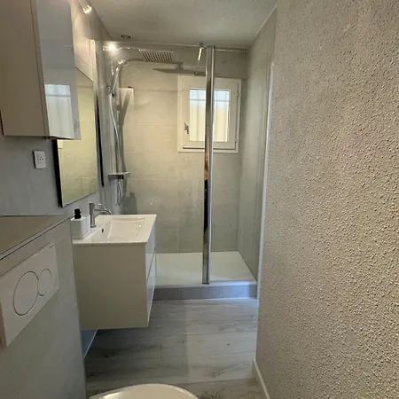 Maison 4 Personnes Avec Piscine, 200m A Pieds