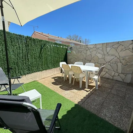 Semesterbostad Maison 4 Personnes Avec Piscine, 200m A Pieds Marseillan (Herault)