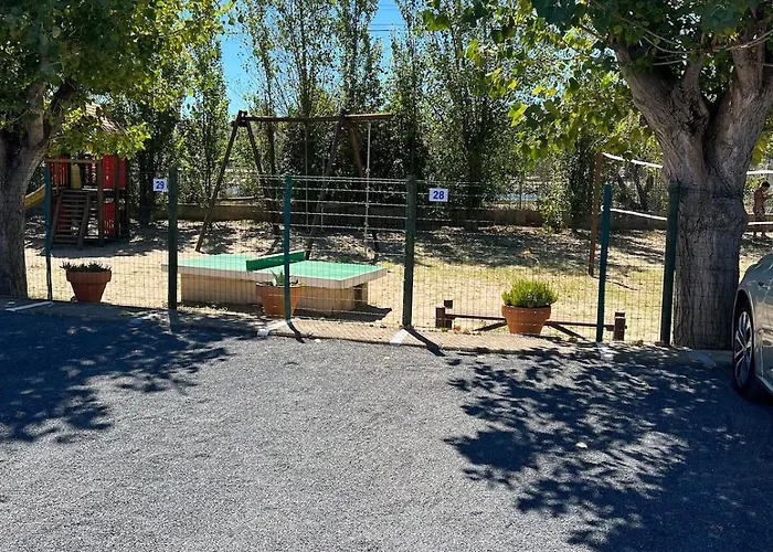 Maison 4 Personnes Avec Piscine, 200m A Pieds